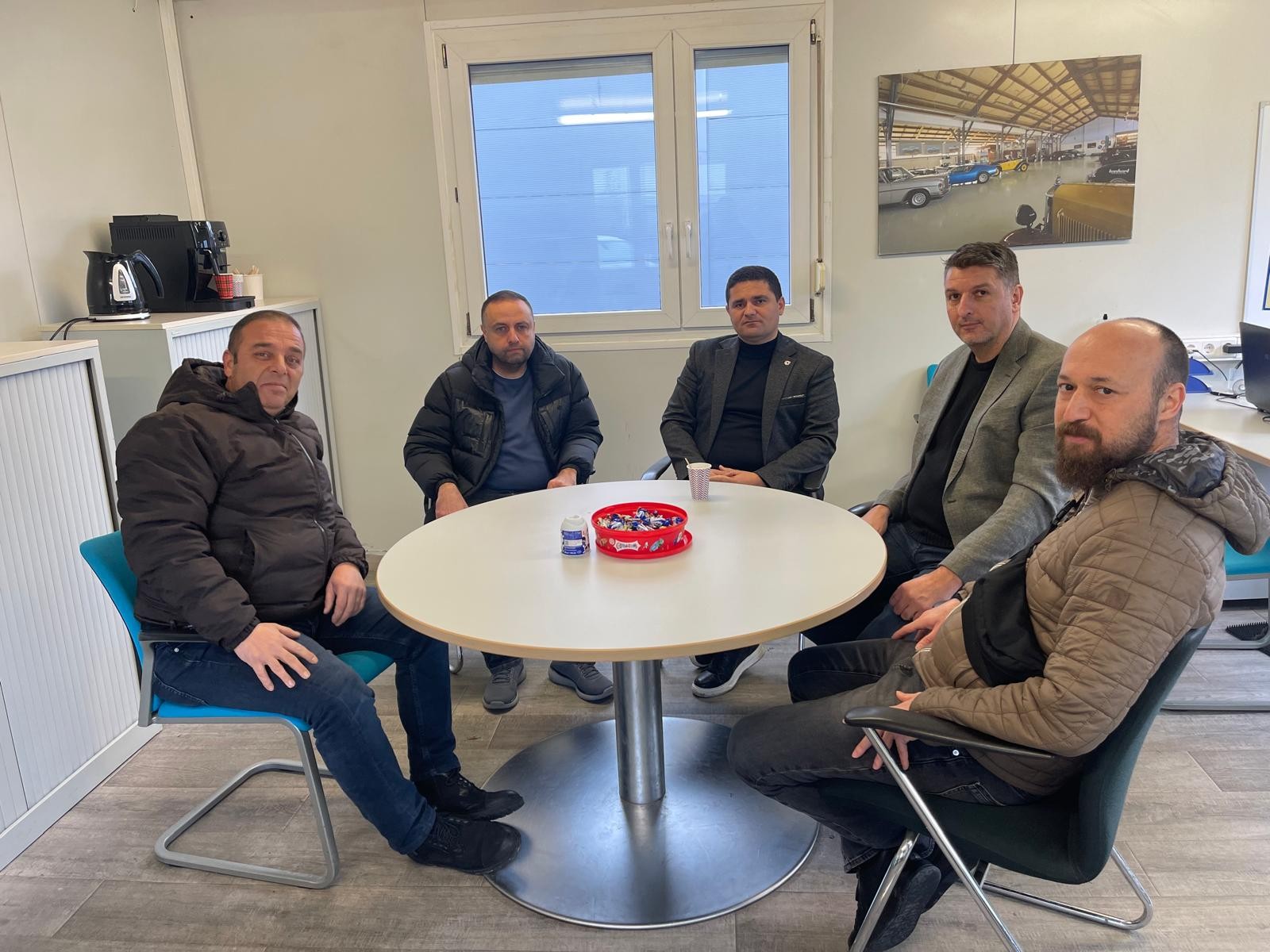 Başkanımız Koçak, Almanya'da hemşehrilerimizi iş yerlerinde ziyaret etti