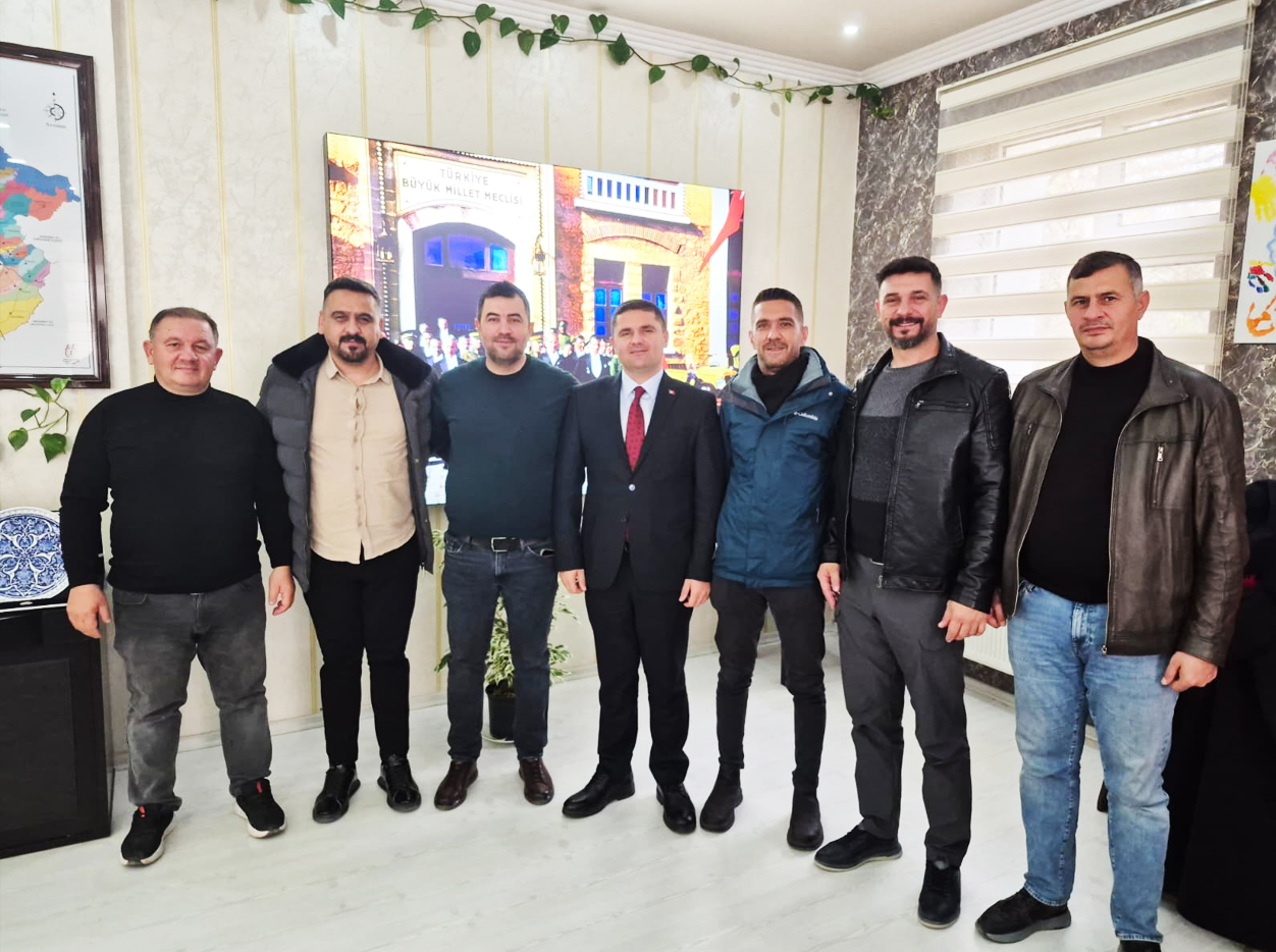 Şeker pancarı üreticilerimiz ve pancar nakliyecilerimizden Başkanımıza Teşekkür Ziyareti