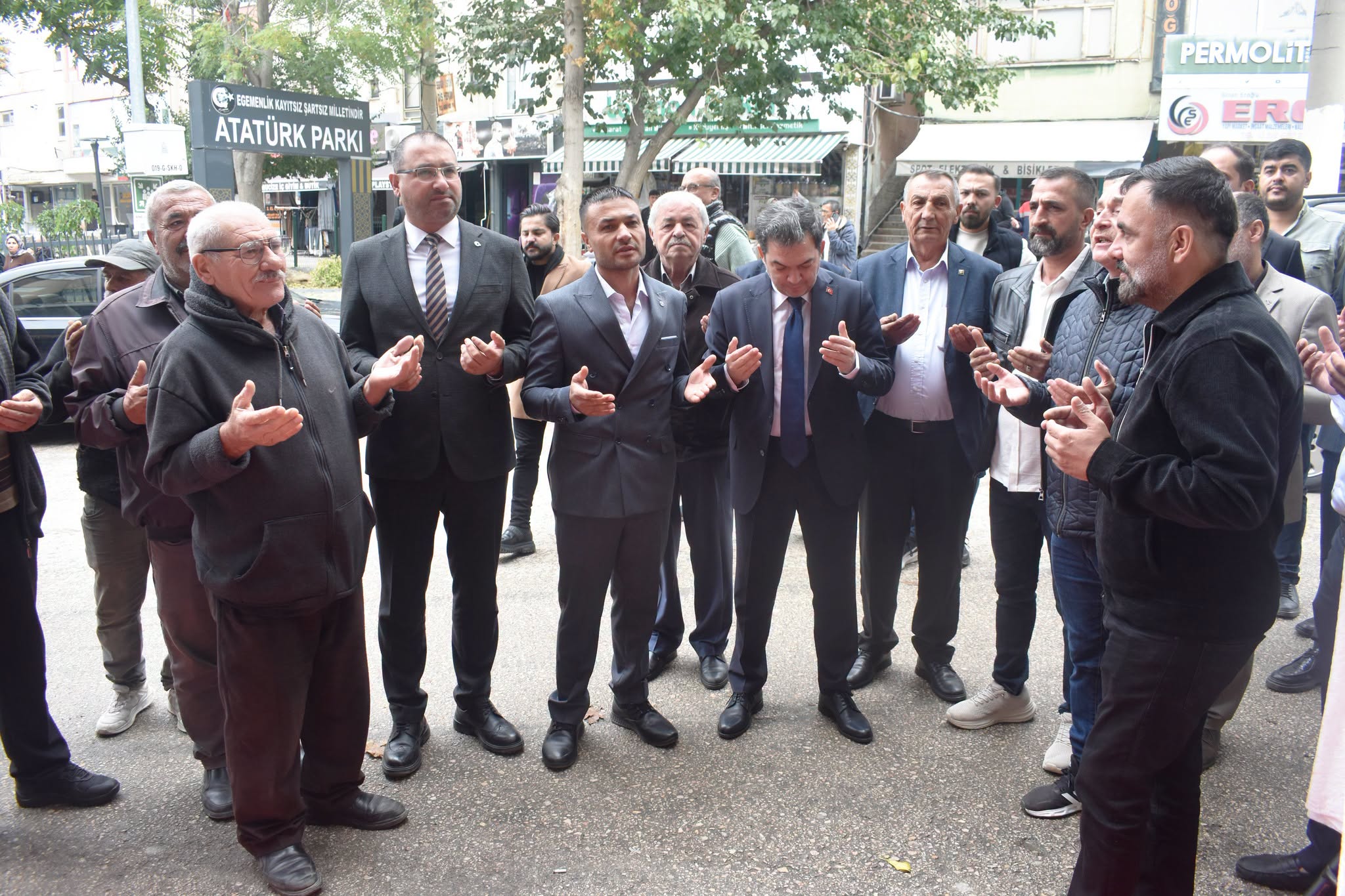 Ahenk Fırın ve Cafe işletmesinin açılışına katıldık
