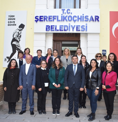 Cumhuriyet Halk Partisi Ankara İl Kadın Kolları Başkanı Ayça Çağlar'dan Ziyaret