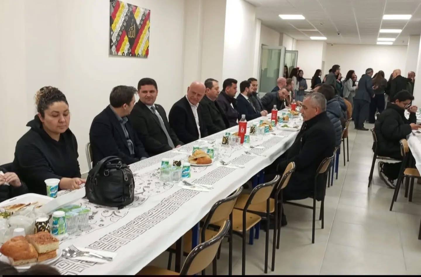 İmam Hatip Lisesi Fen ve Sosyal Bilimler Proje Okulu pansiyonunda düzenlenen iftar programına katıldık
