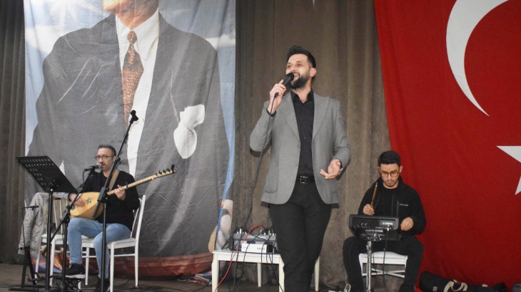29 Ekim Cumhuriyet Bayramı kutlamaları kapsamında düzenlediğimiz salon konserinde, hemşehrilerimizle bir araya gelerek kutladık