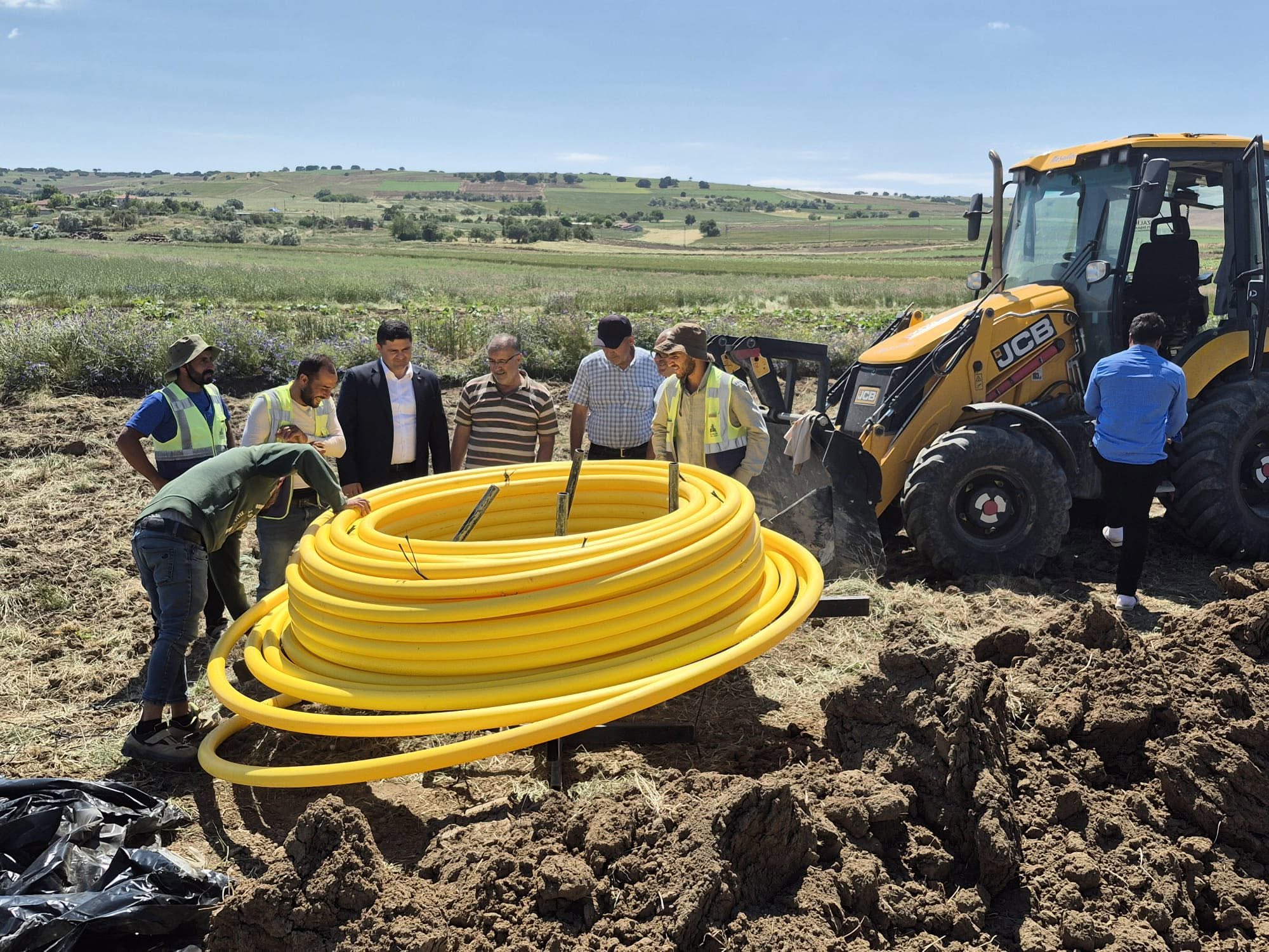 Sadıklı’ya Köy Konağı Müjdesi ve Doğalgaz Çağrısı!