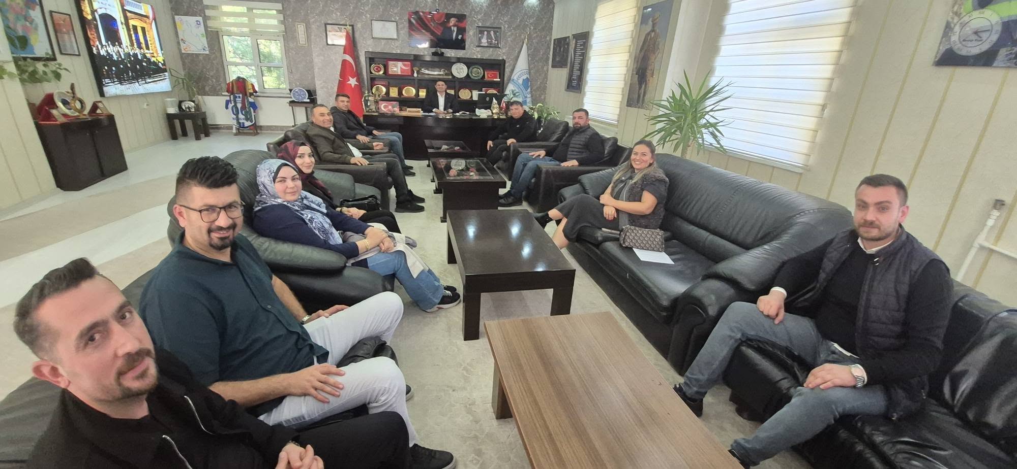 Şereflikoçhisar Yaşlı Bakım Merkezi ve Huzurevi Kurma Yaşatma Derneğinden Ziyaret