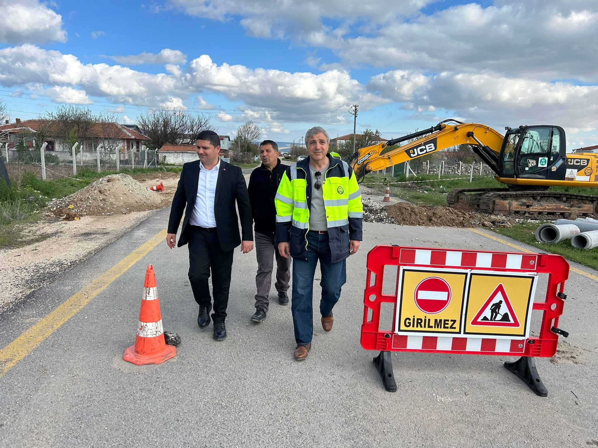 Açık yağmur suyu kanallarında yenileme ve kapalı hatta geçirilmesi çalışmalarına başlayacağız